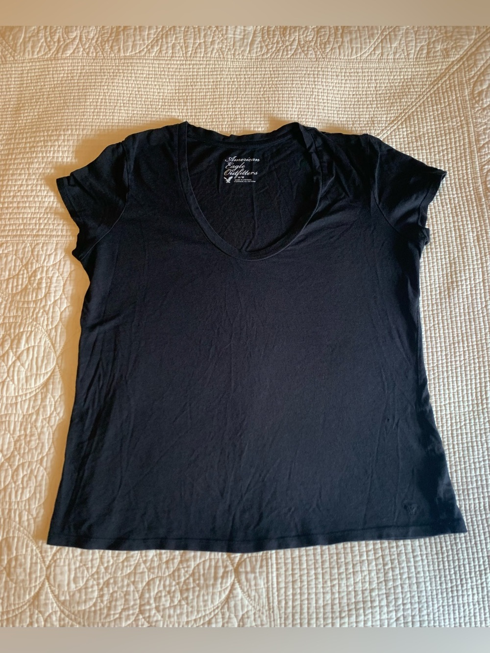 American Eagle Outfitters short-sleeve t-shirt